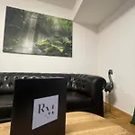 Schöne 4-Zimmer Wohnung mitten in den Alpen